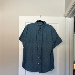 NWT Men's Blue Patterned Shirt